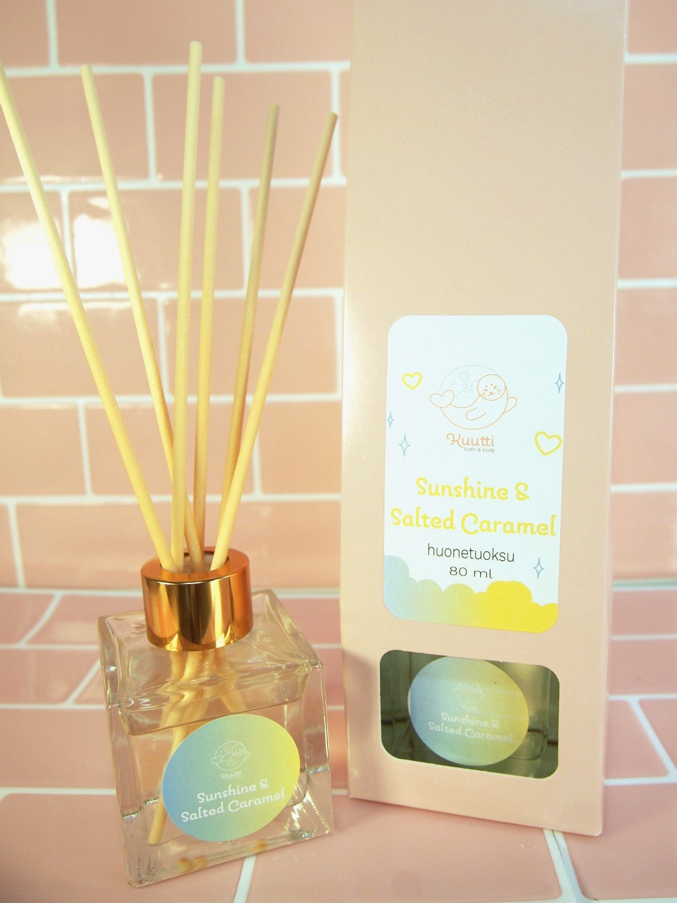 Huonetuoksu: Sunshine & Salted Caramel